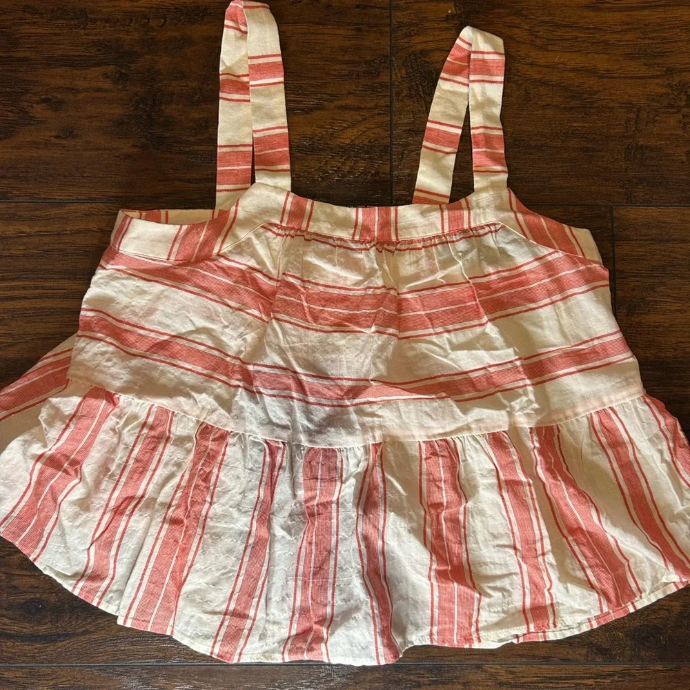 Loft red and white striped flowy boxy tank top - size small - Picture 3 of 11